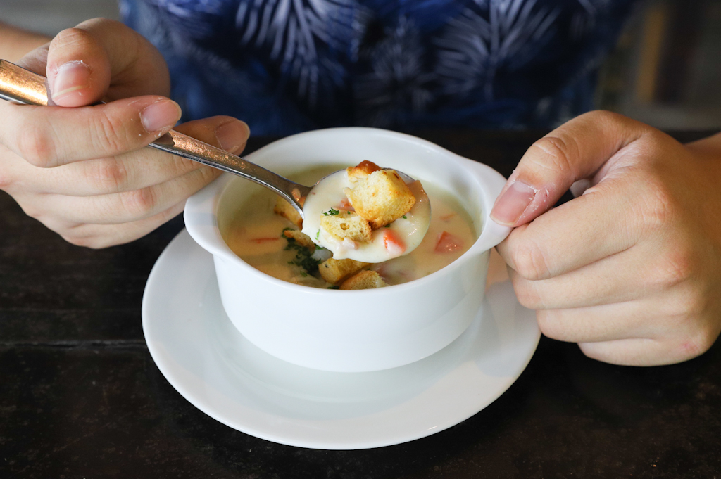 Crabmeat & Prawn Chowder at Georges Singapore
