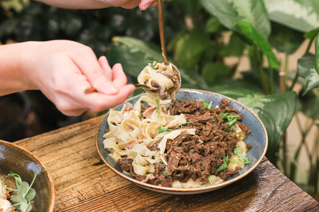 Twirling pasta for Bulgogi Beef Fettucine