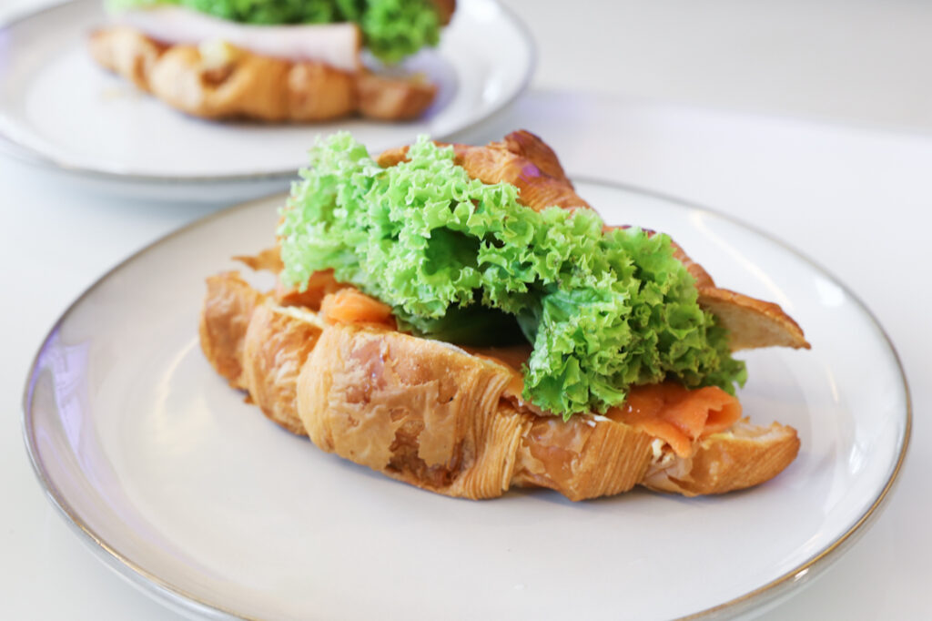 our review of percolate's smoke salmon croissant with wasabi cream cheese