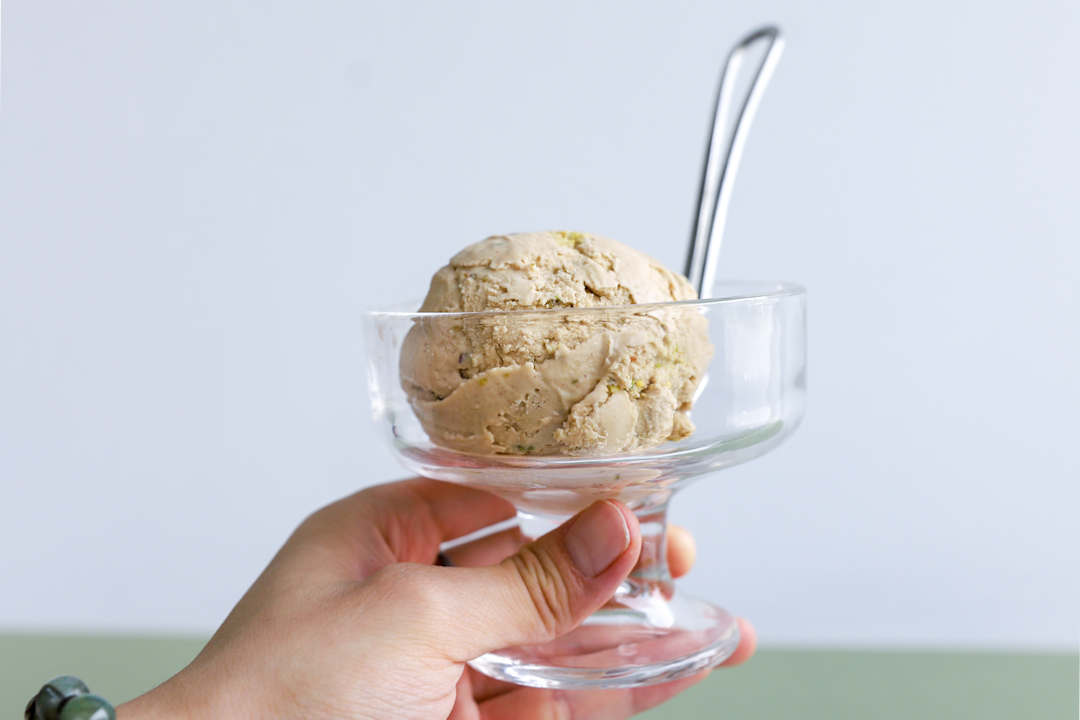 Pistachio Ice Cream at Around Cafe, comparison with Apiary's Pistachio