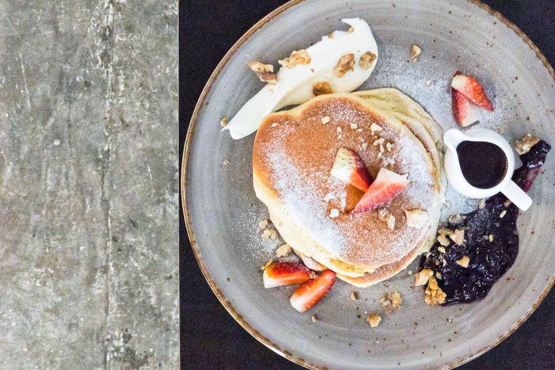 Berrilicious Pancakes - soufflé pancakes with berries compote, honey yogurt and walnuts