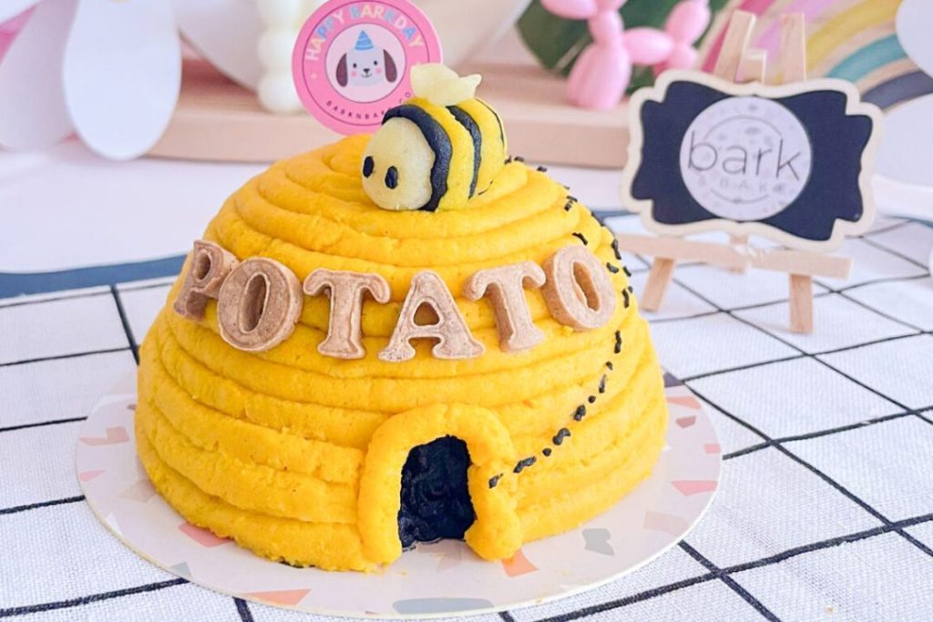 Beehive design dog friendly cake