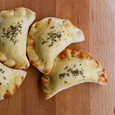 US Dog Bakery dog-friendly Chicken Puffs. Source: US Dog Bakery
