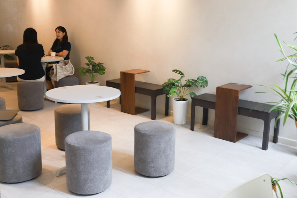 Two-storey bolo bun cafe at Tanjong Pagar with minimalistic design