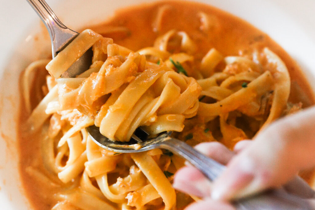 Granchio - Crab meat pasta with tomato and cream beef sauce at Pocoloco, affordable and authentic Italian restaurant in Singapore