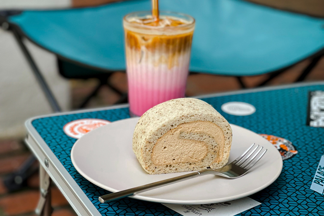 Earl Grey Swiss Roll Cake from The Plain Jane