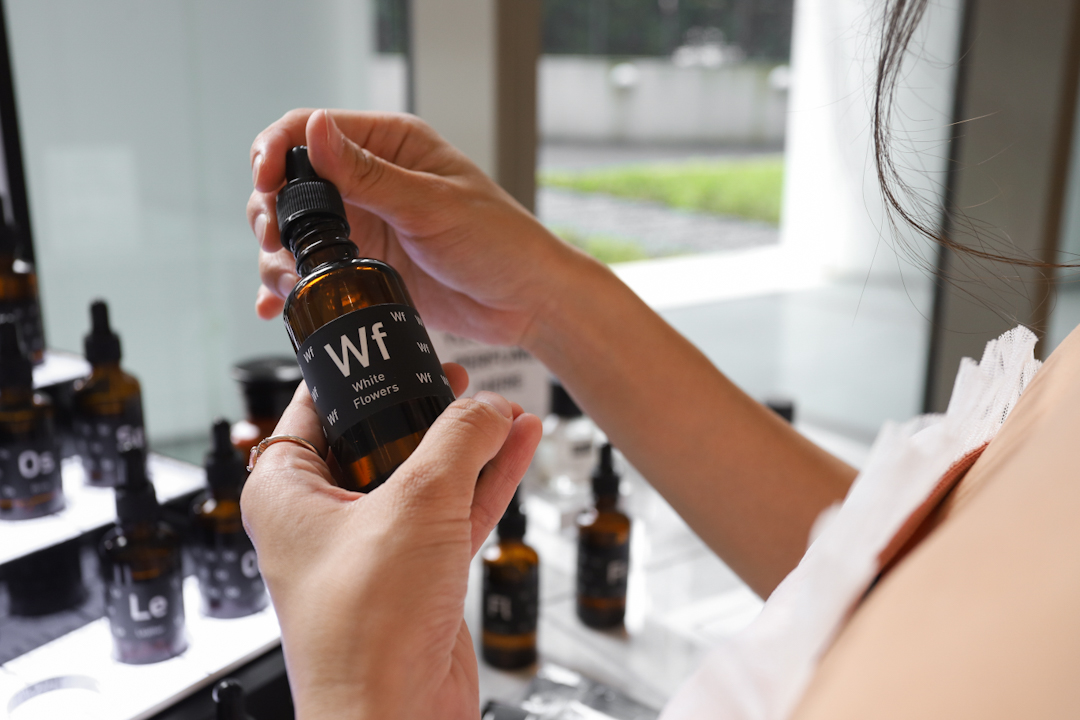 Oo La Lab personalised perfume diy workshop