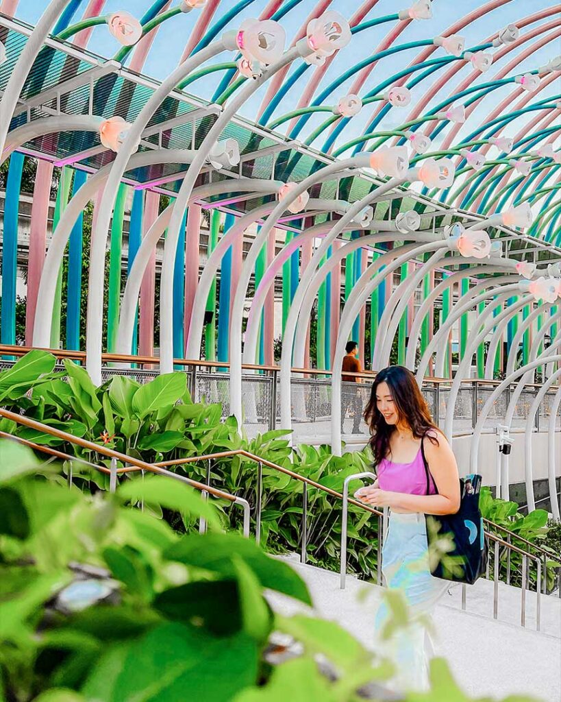Glow Garden, instagrammable garden at Sentosa for date ideas over the weekend