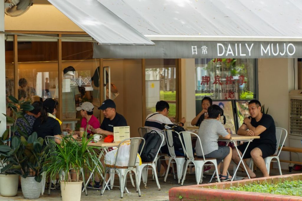 Al fresco cafe at Bedok