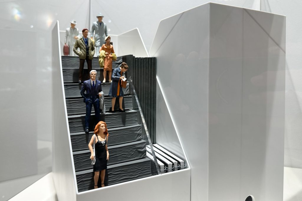 File Box Escalator