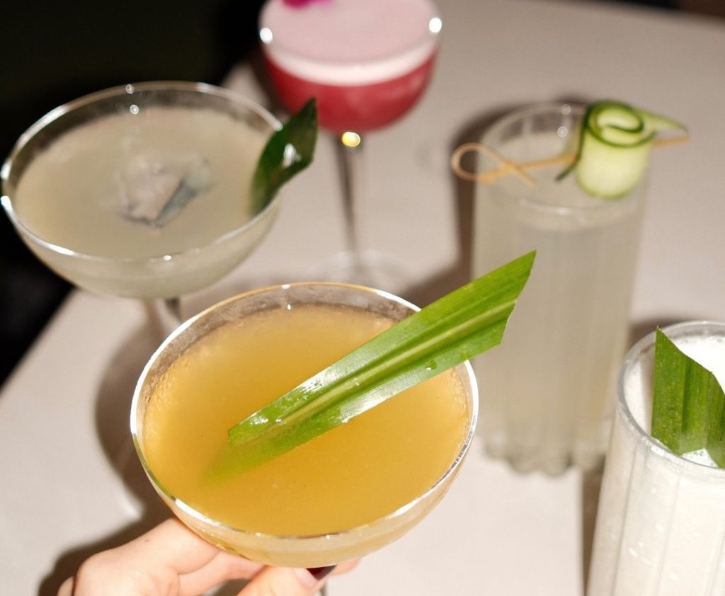 Pandan Pornstar at Slate Bar at Neil Road