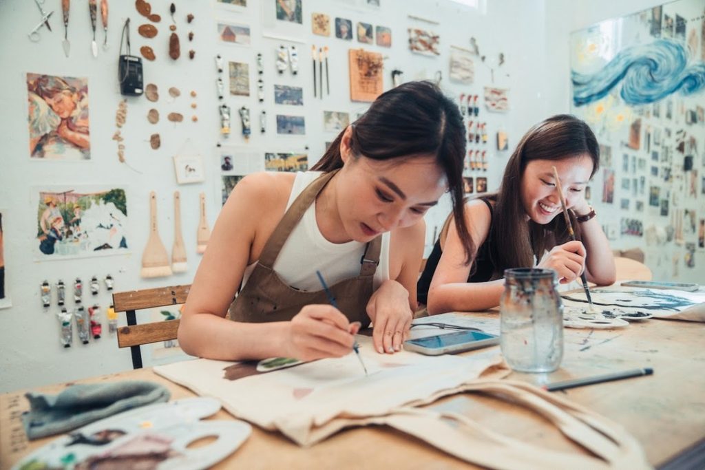 art jamming in chinatown at the art nooq