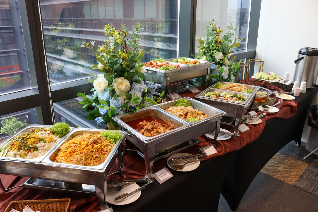 5 best catering services for 7th lunar month, including halal options