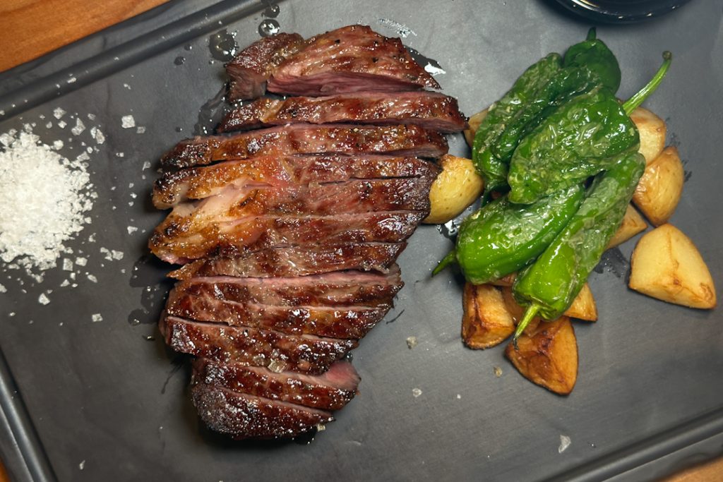 pura brasa review of the 30 Days Dry-Aged Australian Wagyu Ribeye ($33)