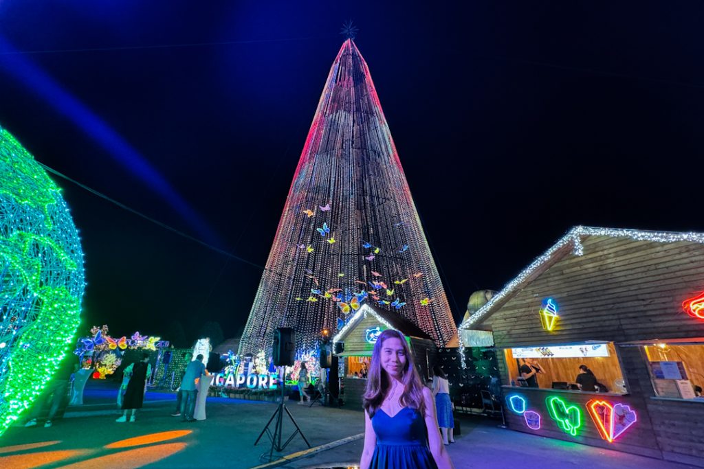 Tree of Lights at illumi SIngapore