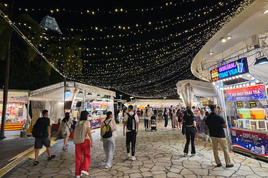Street Eats Under the Stars at Singapore Flyer