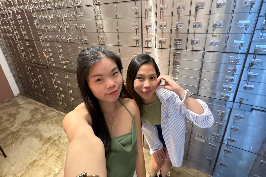 Bank vault in a restaurant (Myeong in Jib)
