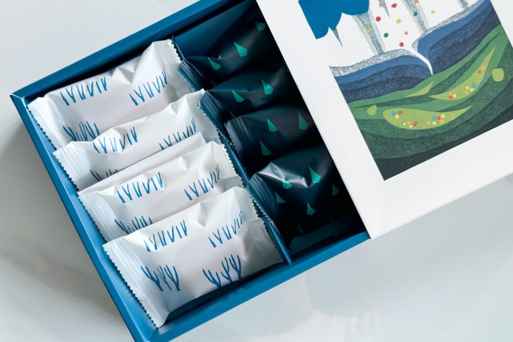 8 Pieces box of SNOWSAND