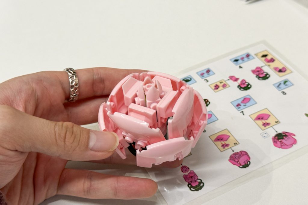 Building pink rose LEGO flowers