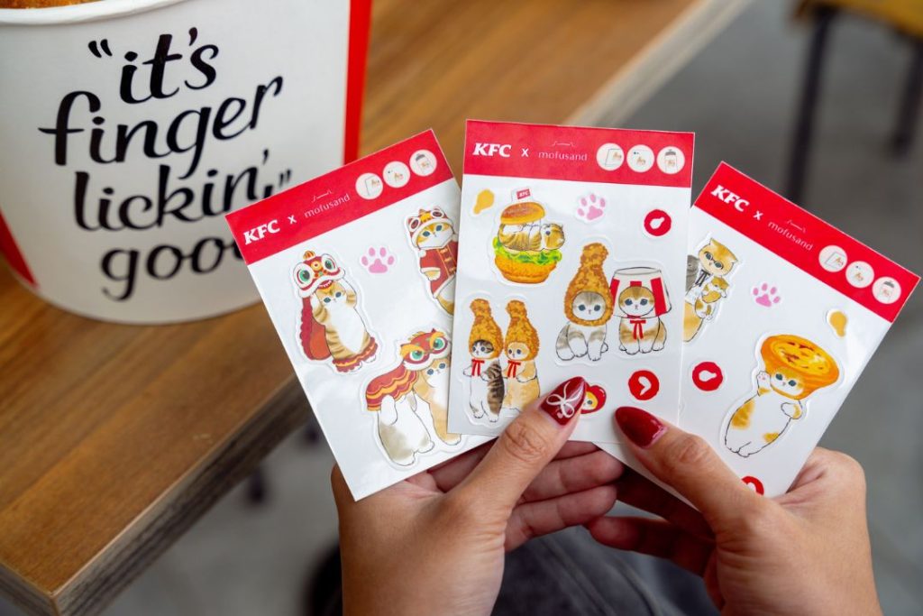 KFC mofusand blind sticker pack