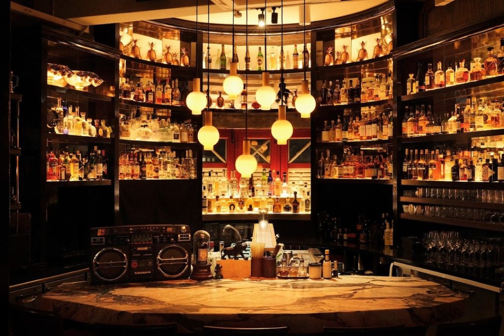 Formerly known as Potato Head Singapore, 1939 is a vibe rooftop bar housed in a heritage Peranakan building