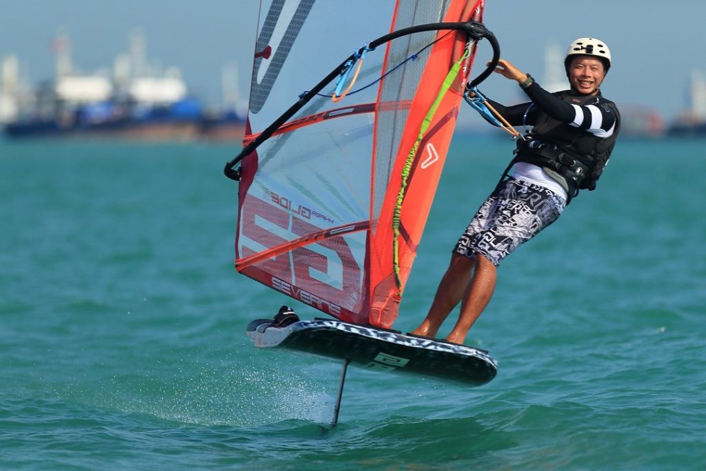 Try out a thrilling windsurfer experience.