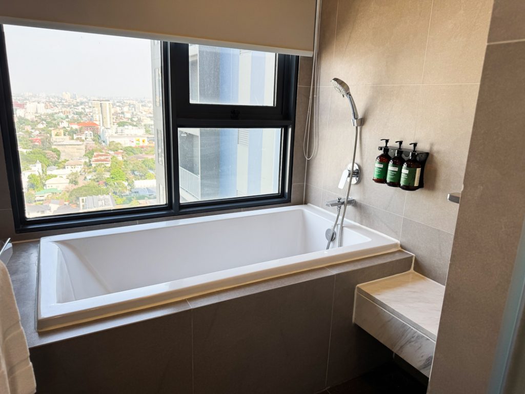 Bathtub. Review of Staybridge Suites Thonglor Hotel in Bangkok