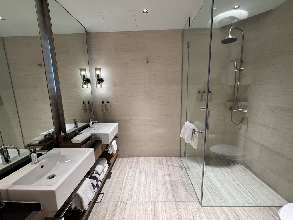 Picture of Amara Sanctuary Sentosa's toilet 