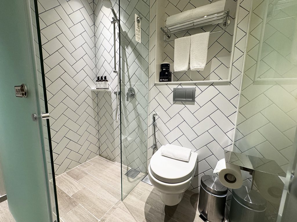 Bathroom in lyf one north
