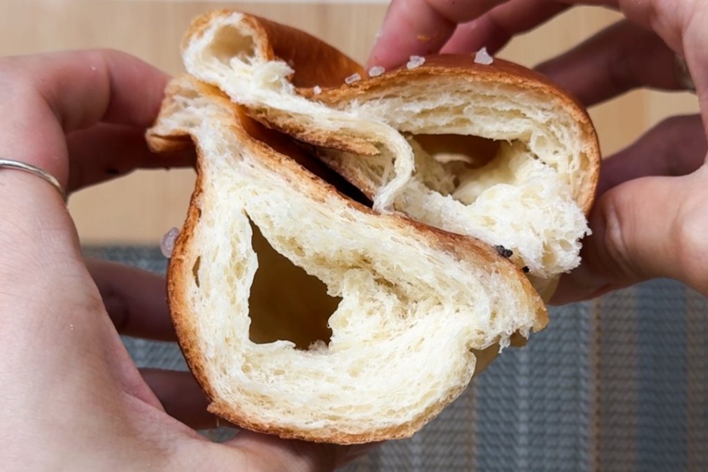 Cross section of the Yoon Yeon Dang's salt bread