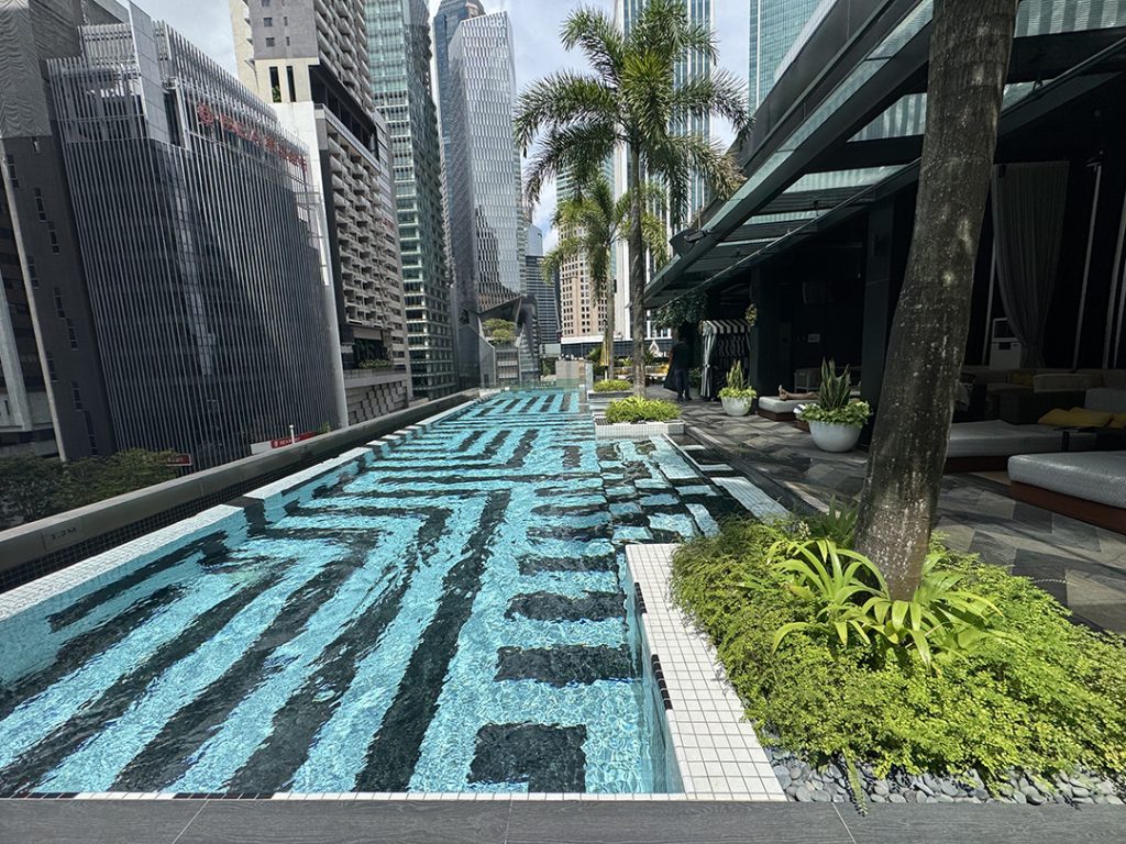 QT Singapore rooftop infinity pool