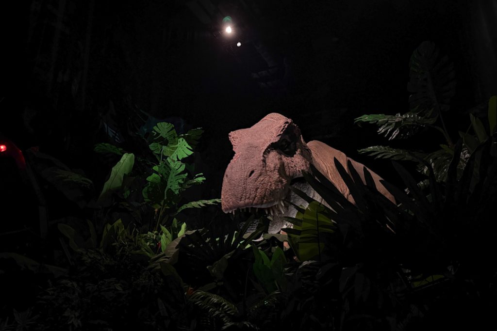 Distortus Rex escape