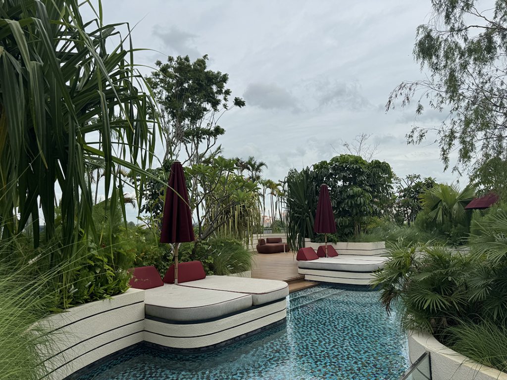 PARKROYAL Beach Road Swimming Pool