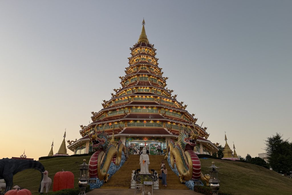 Wat Huay Pla Kang temple