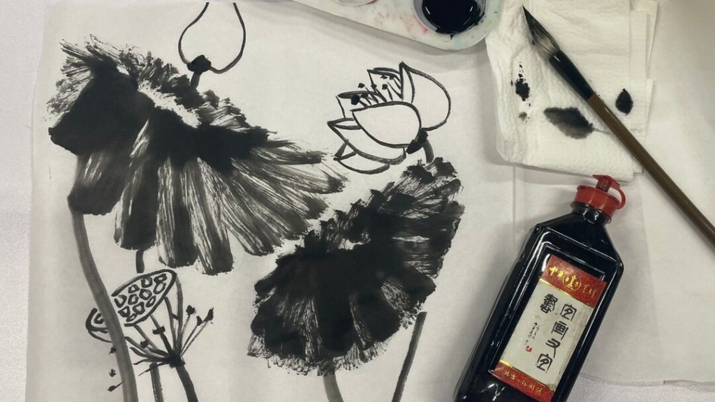 Lotus in Chinese ink painting workshop