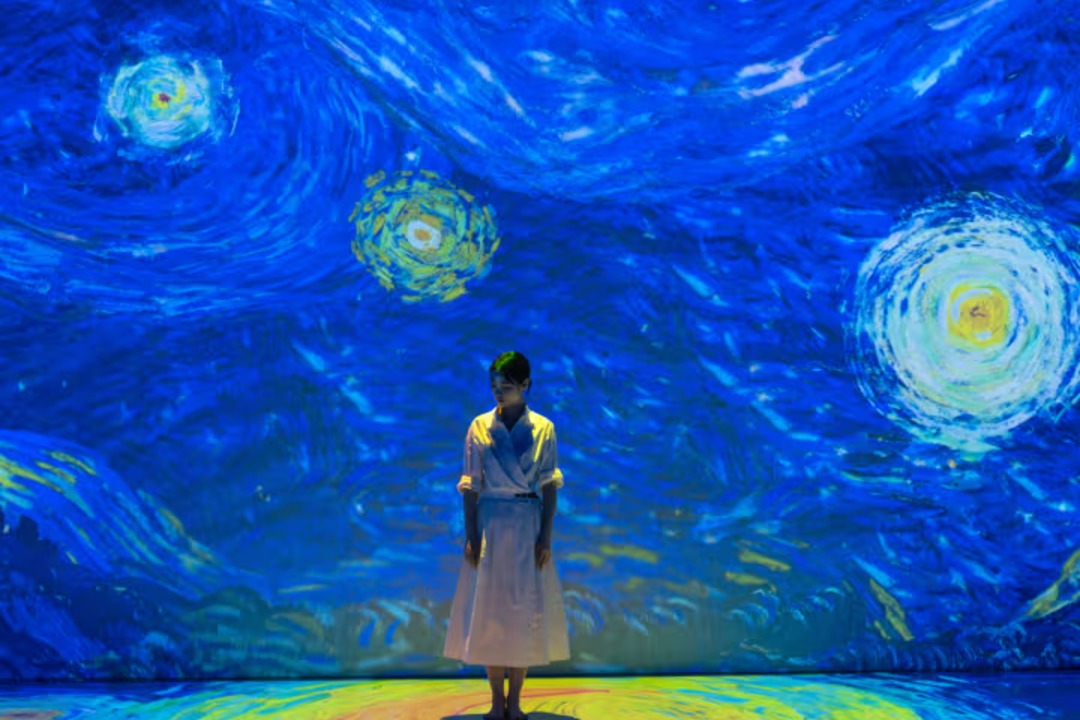 Floor-to-wall projection of Van Gogh's Starry Night at Parkview Square