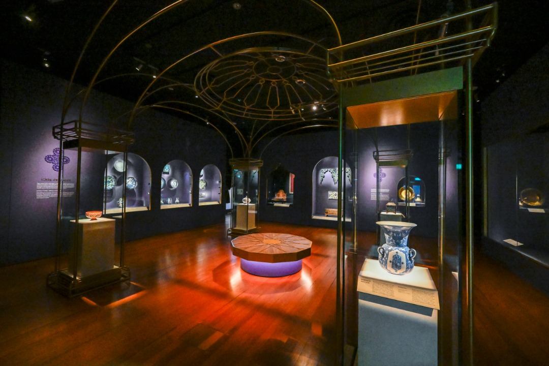 Crosscurrents exhibition Louvre Islamic art masterpieces at Asian Civilisations Museum Singapore 2026